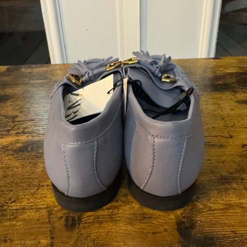 Zara Pastel Blue Tasseled Loafers NWT
Size 8 - Picture 3 of 6
